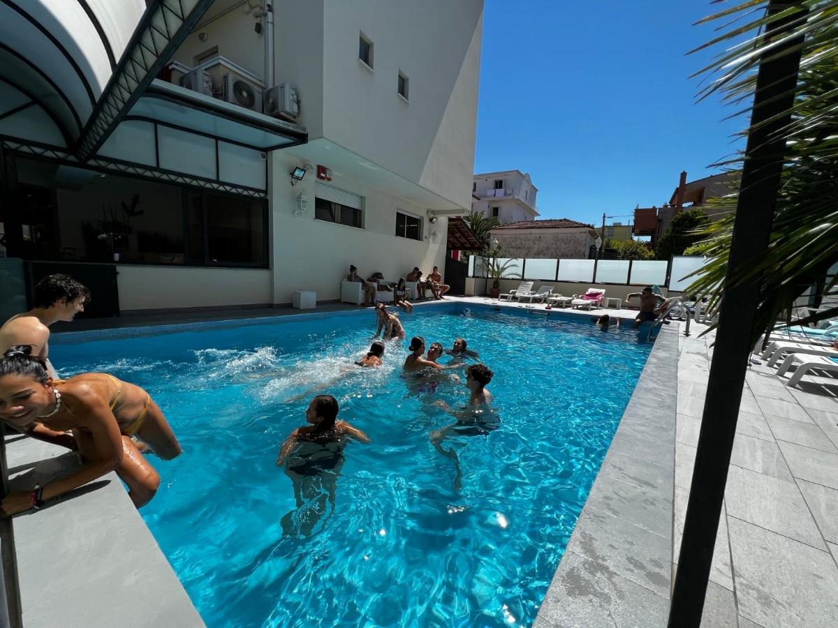 Apparthotel Ardea Riccione Exterior photo